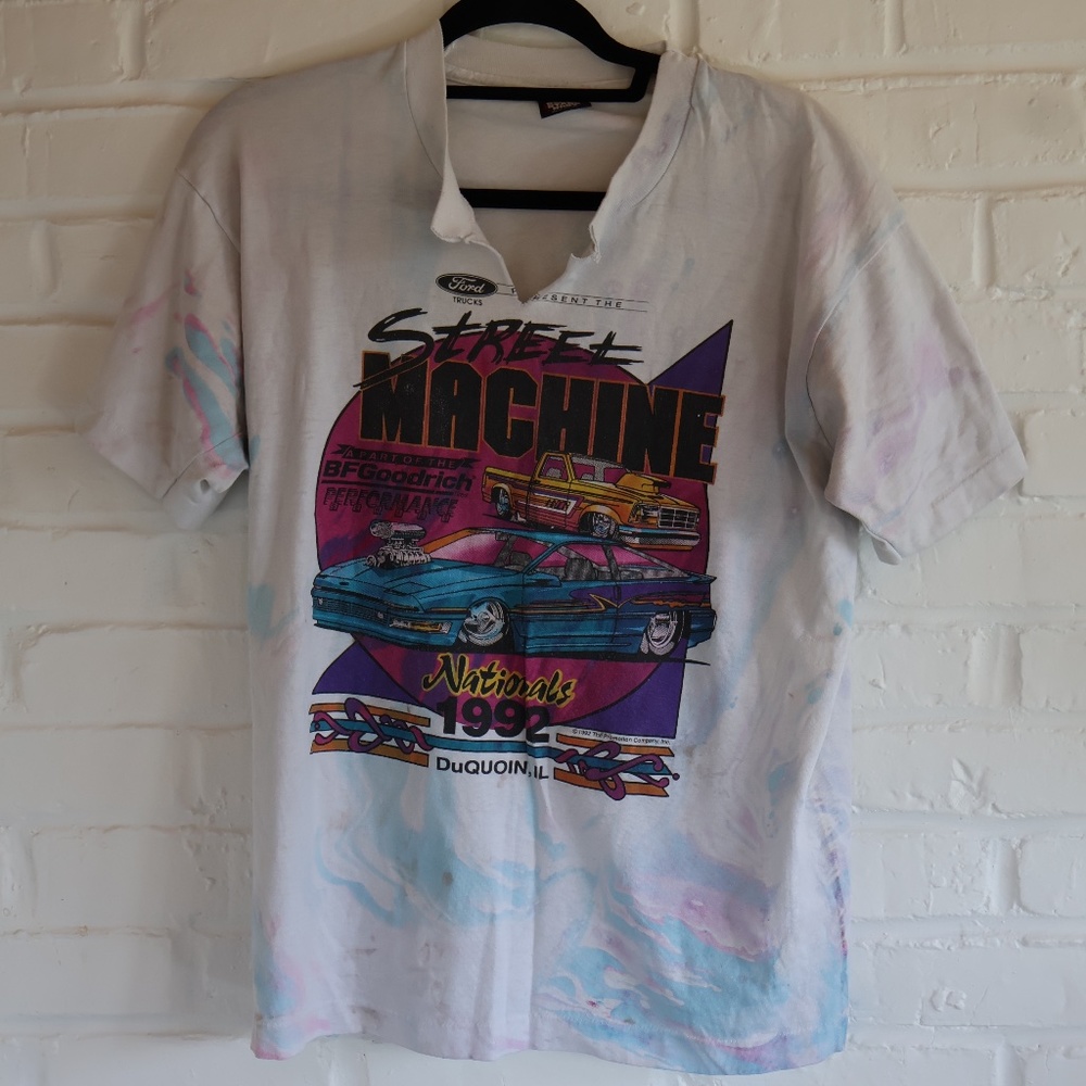 TIE-DYE VINTAGE CAR T SHIRT